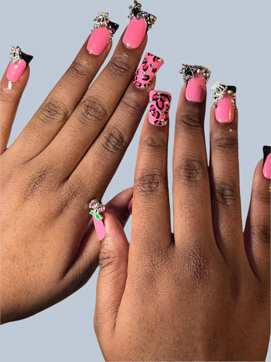 Duck nail cheetah print w/ charms